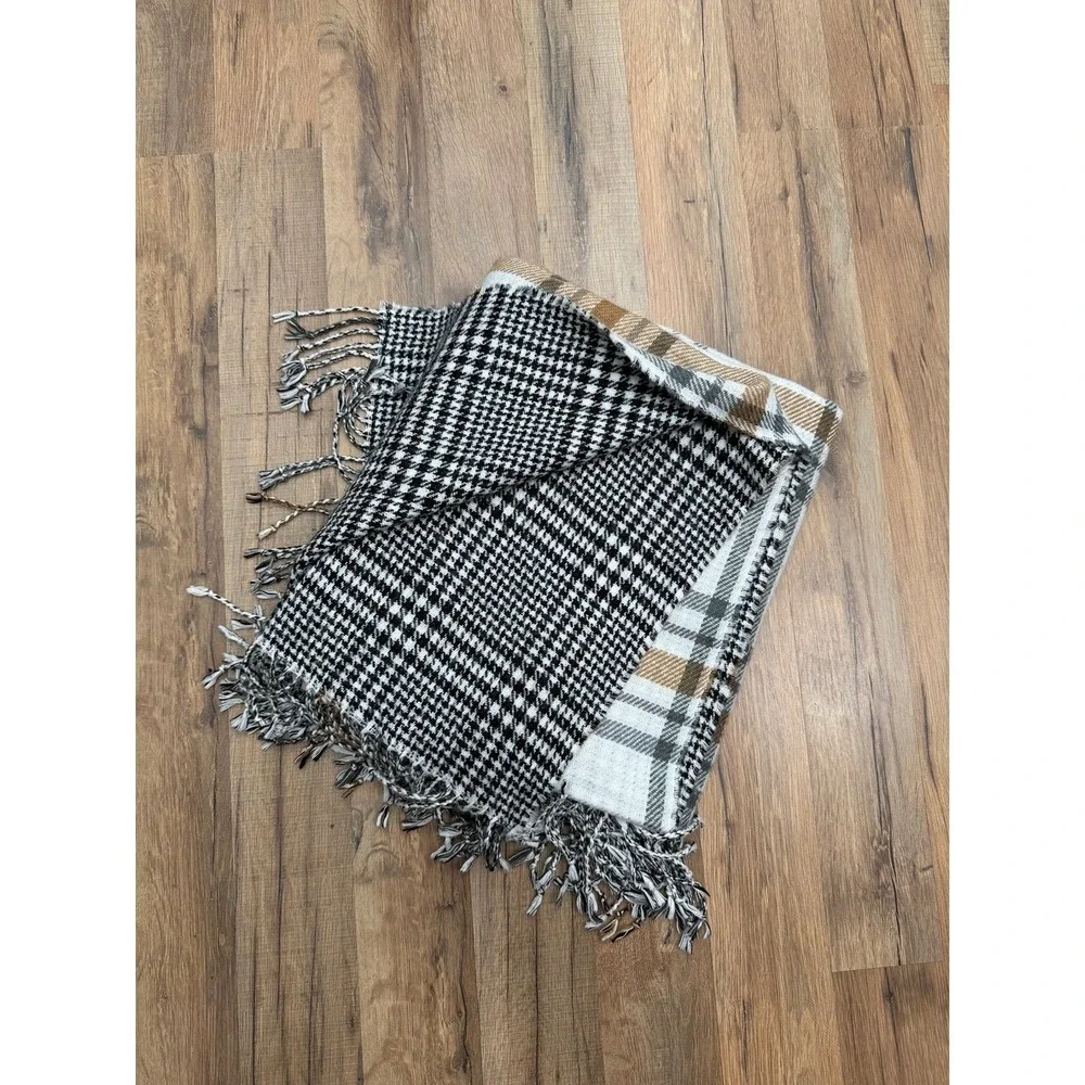 Pottery Barn Reversible Plaid Throw Blanket Fringe Black White Tan 50x60